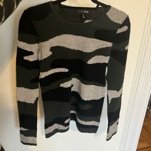 AQUA cashmere camo crewneck sweater